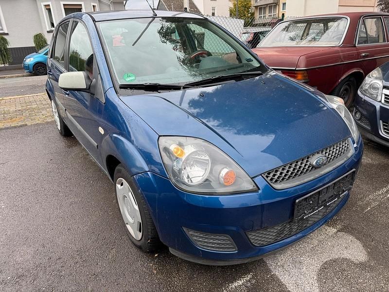 Blau Gebraucht 2008 Ford Fiesta Kleinwagen | 1.750 € (Fairer Preis) - Bild 1/4