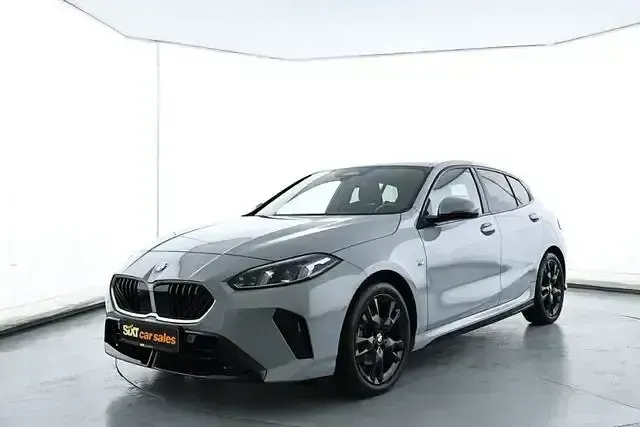 Gebraucht BMW 118 M Sport 150 PS (110 kW) 2025 Grau Kleinwagen