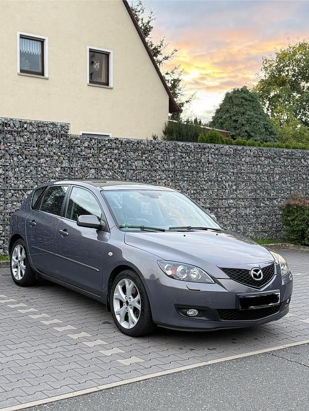Silber Gebraucht 2008 Mazda 3 Limousine | 1.950 € (Fairer Preis) - Bild 1/4