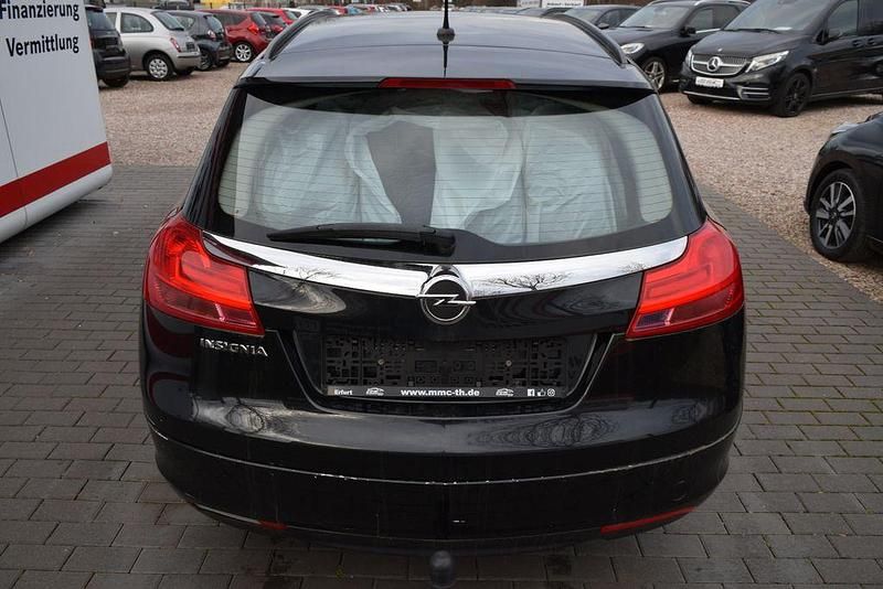Gebraucht Opel Insignia Selection 116 PS (85 kW) 2009 Schwarz Kombi