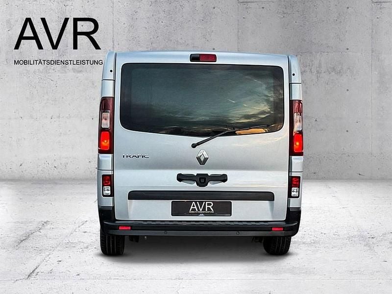 Gebraucht Renault Trafic Life 150 PS (110 kW) 2023 Grau Van / Kleinbus