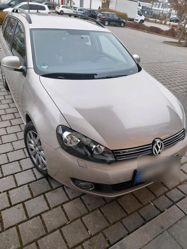 Grau Gebraucht 2013 VW Golf VI Kombi | 6.000 € (Etwas zu teuer) - Bild 1/4