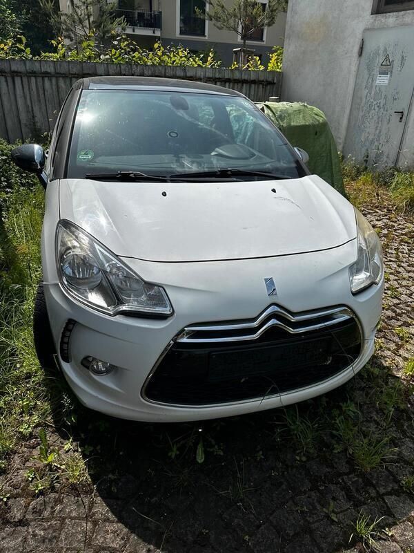 Weiß Gebraucht 2011 Citroën DS3 Kleinwagen | 1.800 € (Superpreis) - Bild 1/4