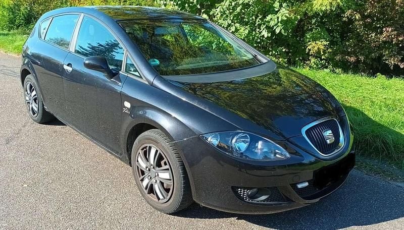 Schwarz Gebraucht 2007 Seat Leon Sport Limousine | 1.450 € (Superpreis) - Bild 1/4