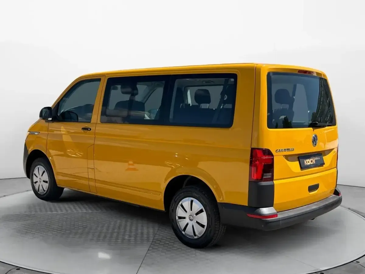 Gebraucht VW Caravelle Trendline 150 PS (110 kW) 2022 Van
