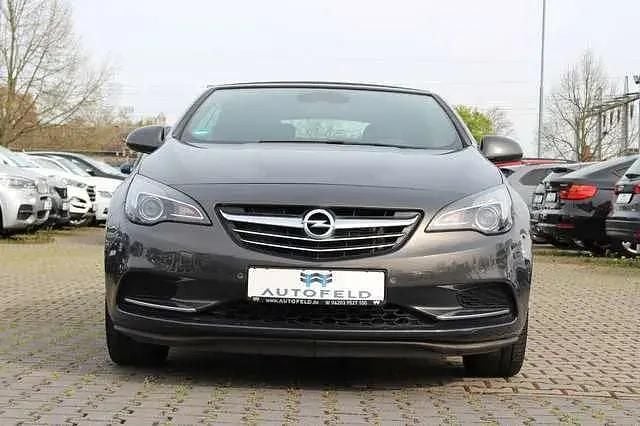 Second-hand Opel Cascada 140 CP (102 kW) 2015 Gri Cabrio