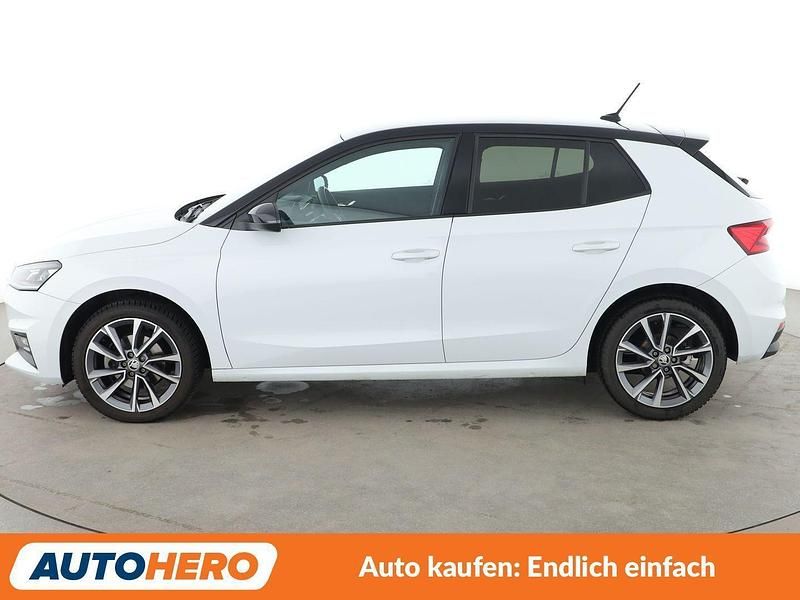 Gebraucht Skoda Fabia Ambition 150 PS (110 kW) 2022 Weiß Limousine