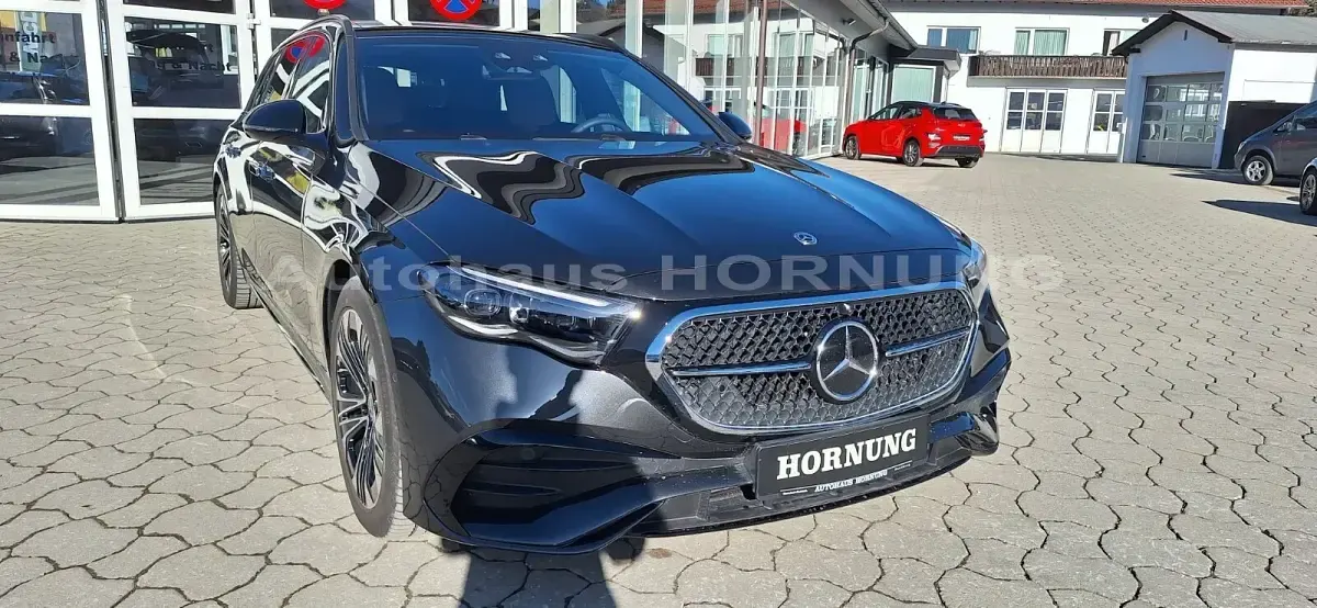 Gebraucht Mercedes E300 AMG 197 PS (144 kW) 2026 Metalliclack graphitgrau Limousine