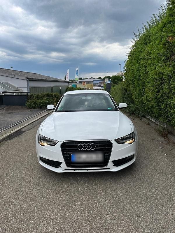 Weiß Gebraucht 2015 Audi A5 Sportback Limousine | 13.200 € (Superpreis) - Bild 1/4