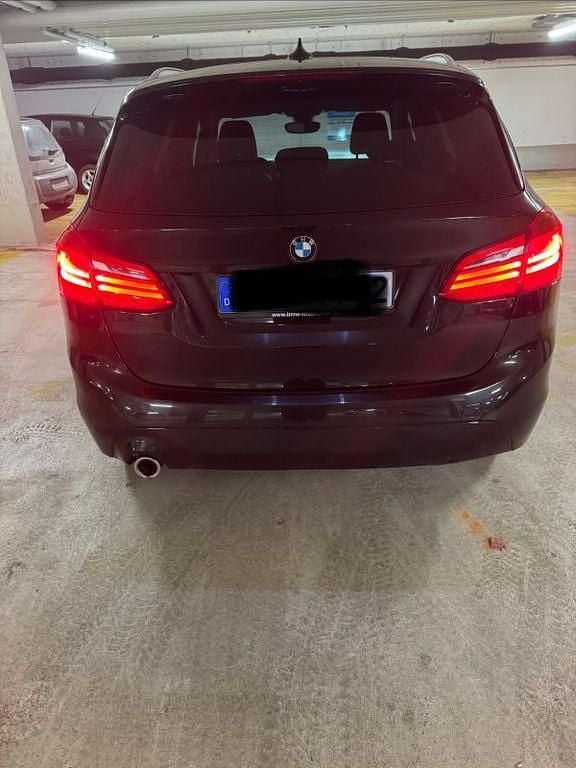 Gebraucht BMW 218 Active Tourer 136 PS (100 kW) 2021 Schwarz Van / Kleinbus