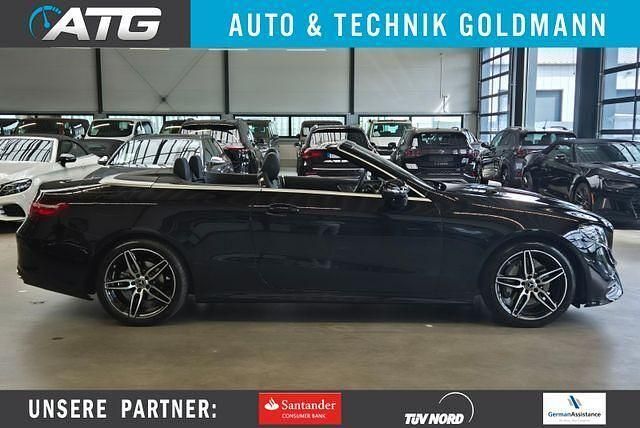 Obsidianschwarz Gebraucht 2020 Mercedes E200 AMG line Cabrio | 43.490 € (Fairer Preis) - Bild 1/4