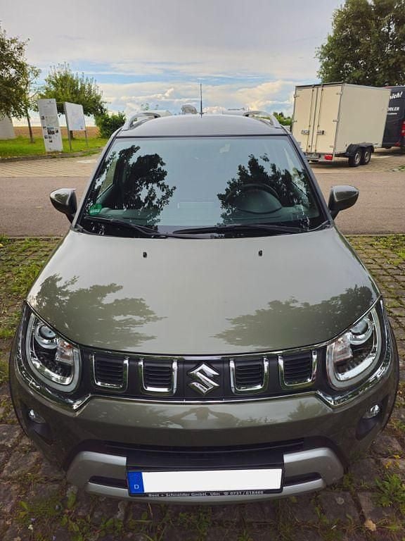 Grün Gebraucht 2024 Suzuki Ignis Comfort Kleinwagen | 18.000 € (Guter Preis) - Bild 1/4