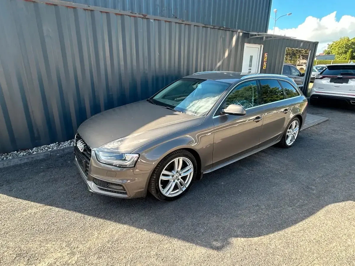 Gebraucht Audi A4 S-Line 150 PS (110 kW) 2014 Grau Kombi