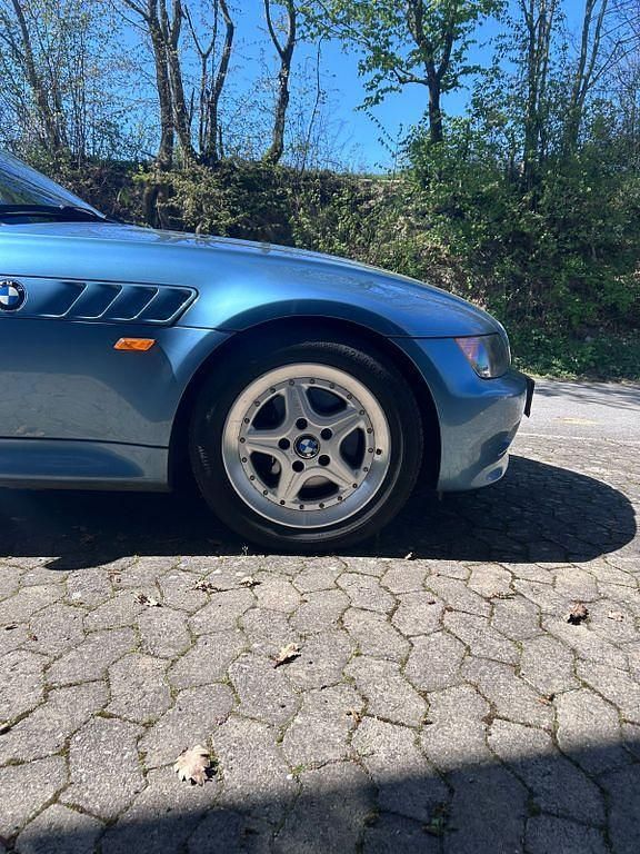 Gebraucht BMW Z3 116 PS (85 kW) 1997 Blau Cabrio