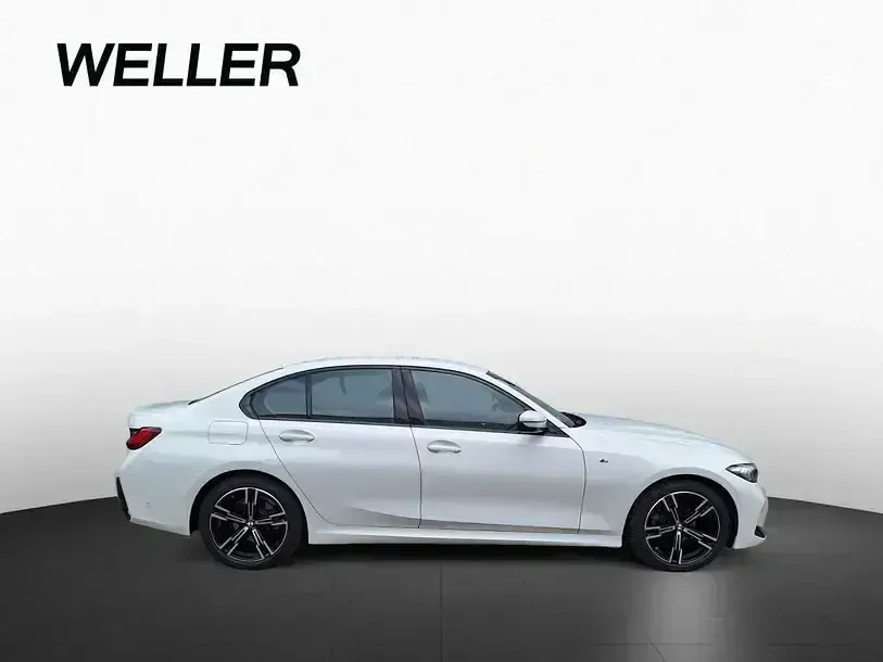 Gebraucht BMW 318 Shadowline 156 PS (114 kW) 2025 Alpinweiss iii (weiß) Limousine