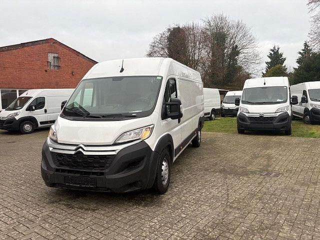 Weiß Gebraucht 2024 Citroën Jumper Van / Kleinbus | 19.200 € (Superpreis) - Bild 1/4