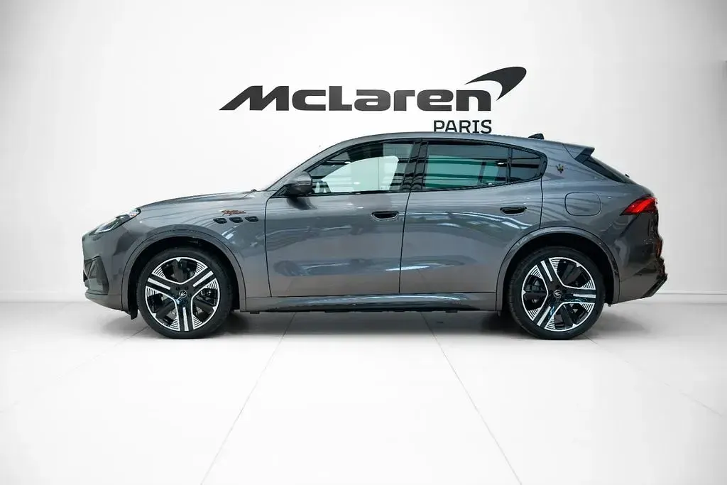 Neu Maserati Grecale Folgore 409 kW (557 PS) 2026 Grau SUV