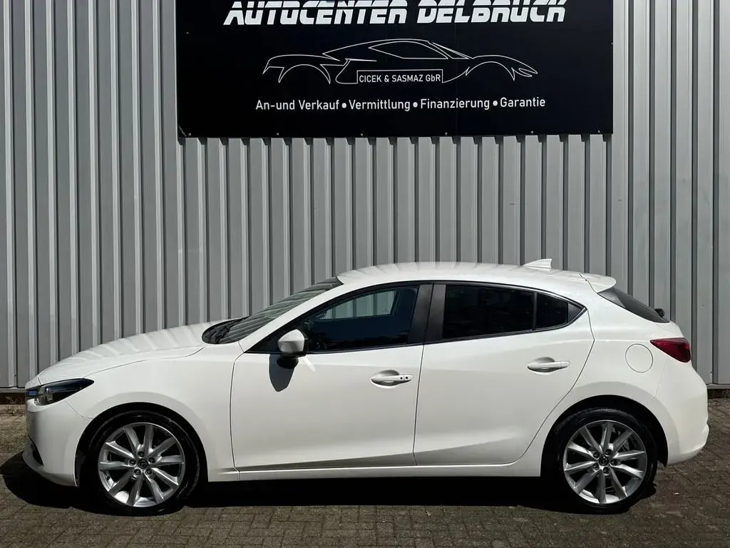 Gebraucht Mazda 3 150 PS (110 kW) 2018 Weiß Limousine