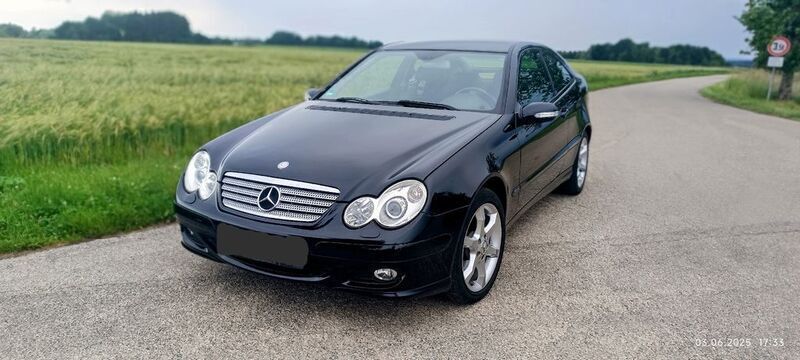 Schwarz Gebraucht 2006 Mercedes CL180 Coupé | 3.900 € (Fairer Preis) - Bild 1/4