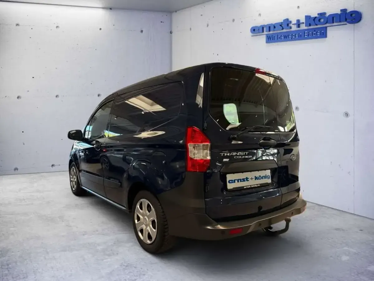 Gebraucht Ford Transit Trend 101 PS (74 kW) 2022 Blazer blau Van / Kleinbus