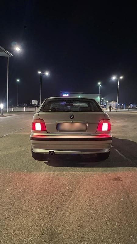 Gebraucht BMW 316 102 PS (75 kW) 1998 Grau Coupé