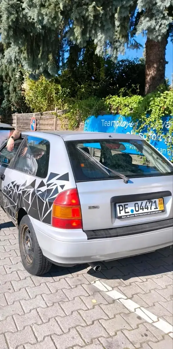 Gebraucht Mazda 323F 1997 Andere farben Kleinwagen