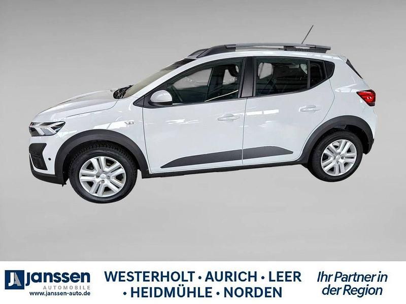 Gebraucht Dacia Sandero Expression 91 PS (66 kW) 2024 Weiß Limousine