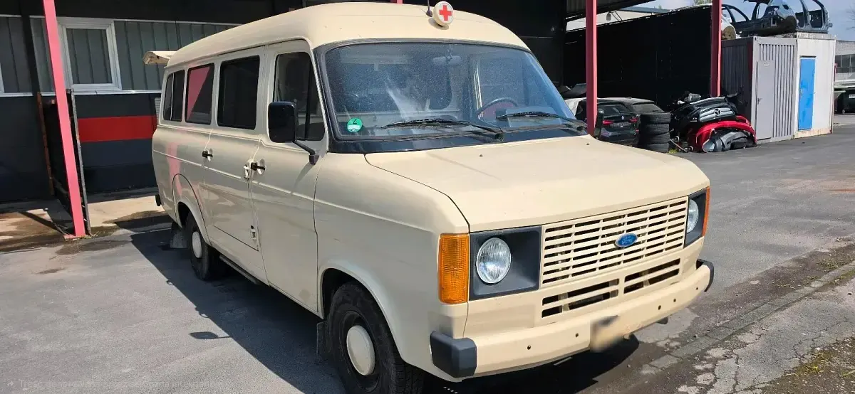Usado Ford Transit 71 HP (52 kW) 1981 Monovolume