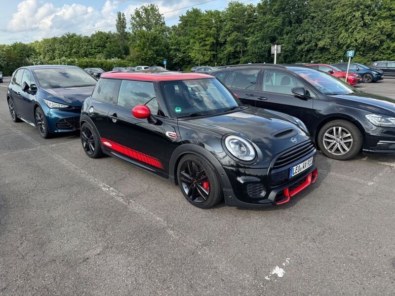 Schwarz Gebraucht 2015 Mini John Cooper Works Kleinwagen | 15.900 € (Fairer Preis) - Bild 1/4