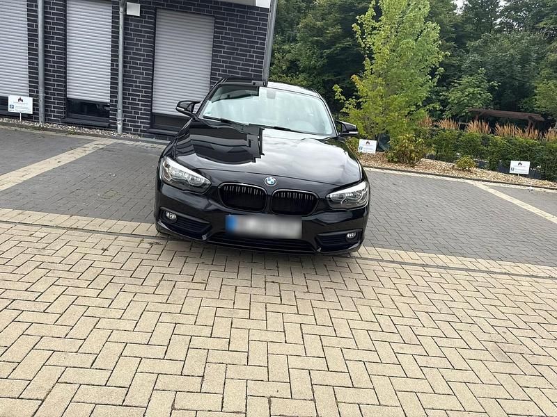 Używany BMW 116 116 KM (85 kW) 2018 Czarny Hatchback