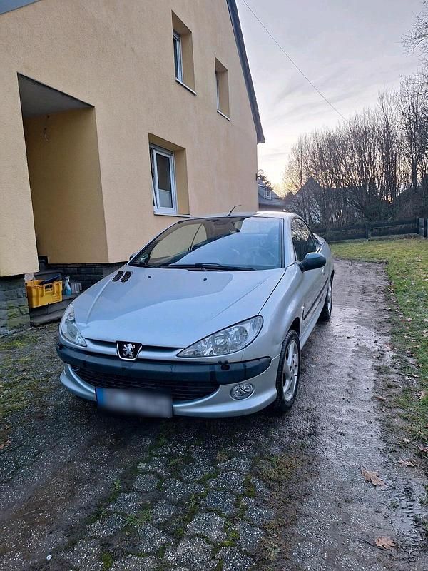 Gebraucht 2002 Peugeot 206 CC Cabrio | 1.500 € (Fairer Preis) - Bild 1/4