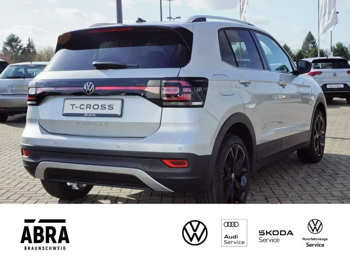Gebraucht VW T-Cross Style 110 PS (80 kW) 2022 Silber SUV