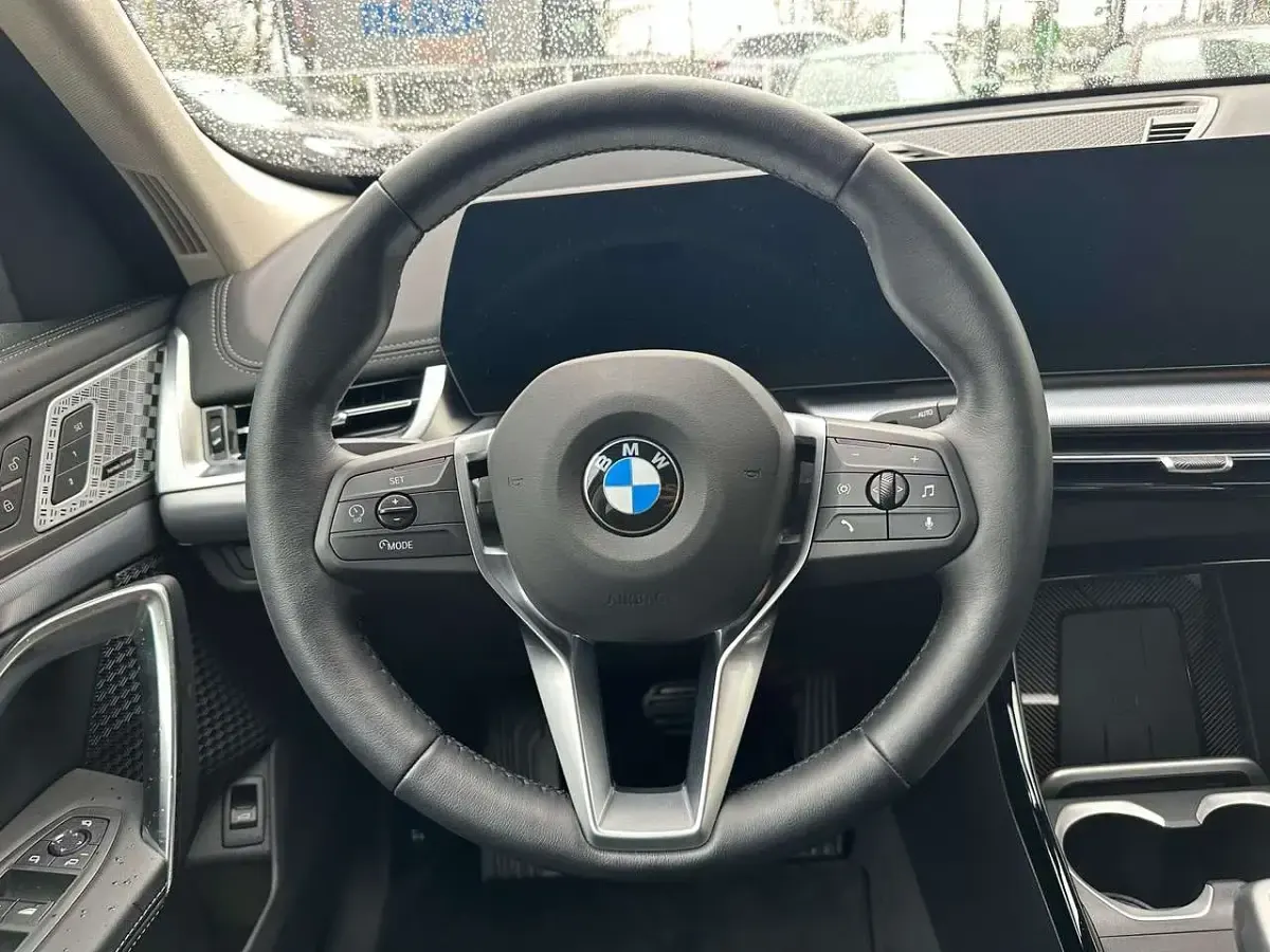Gebraucht BMW X1 xLine 163 PS (119 kW) 2025 Grün SUV