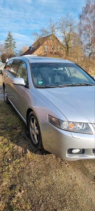 Gebraucht Honda Accord Executive 194 PS (142 kW) 2003 Silber Kombi