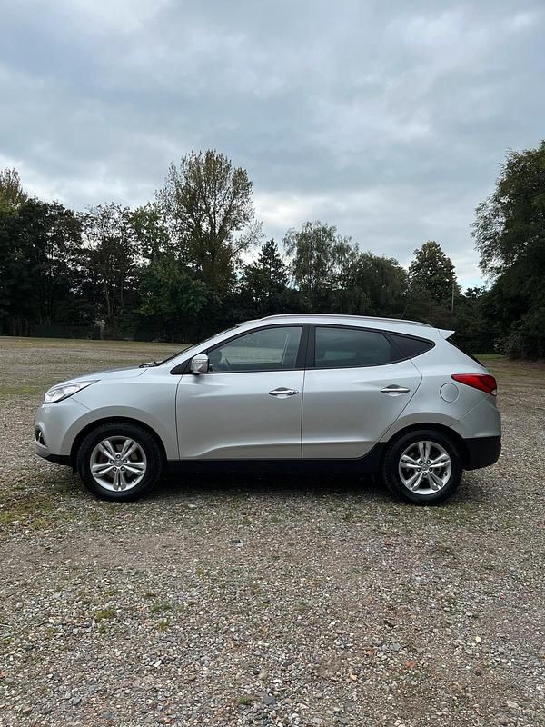 Gebraucht Hyundai ix35 184 PS (135 kW) 2011 Silber SUV