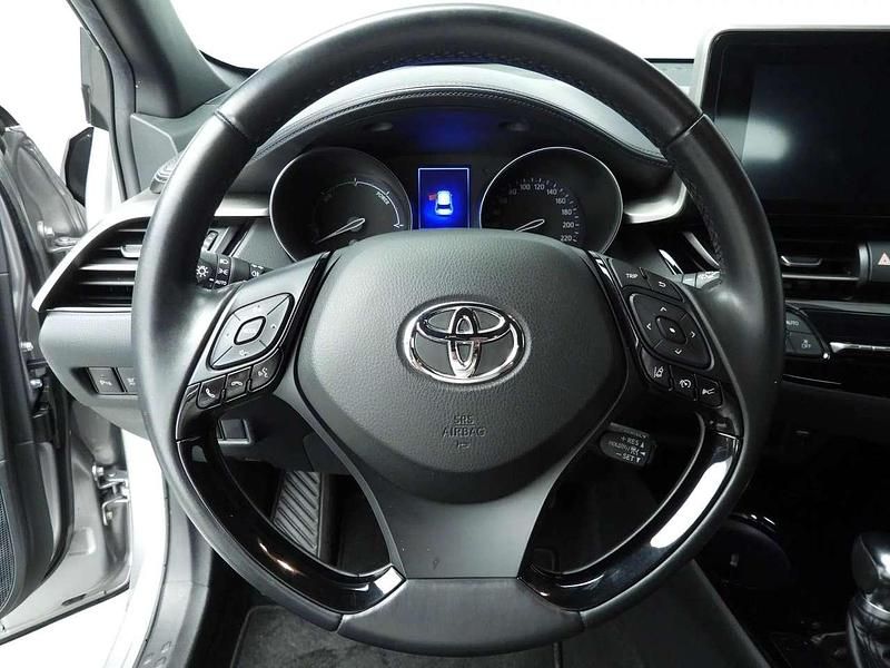 Gebraucht Toyota C-HR 122 PS (89 kW) 2019 Grau SUV