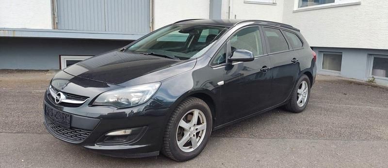 Blau Gebraucht 2015 Opel Astra Eco Kombi | 4.900 € (Fairer Preis) - Bild 1/4