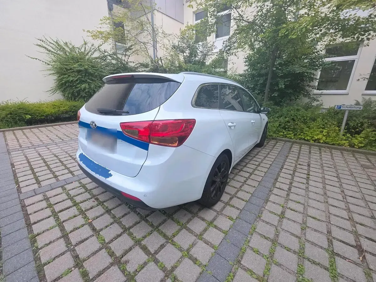 Gebraucht Kia Ceed 136 PS (100 kW) 2016 Weiß Kleinwagen