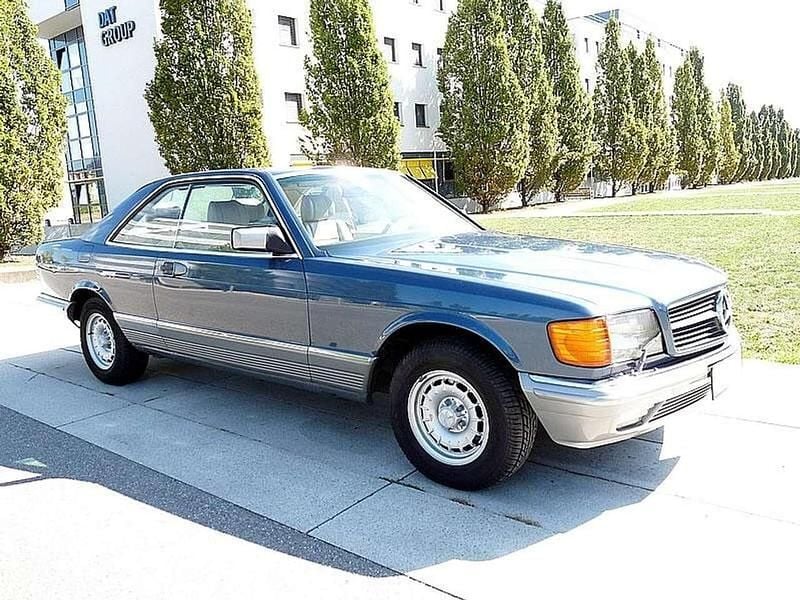 Blau Gebraucht 1983 Mercedes 380 Coupé | 15.555 € - Bild 1/4