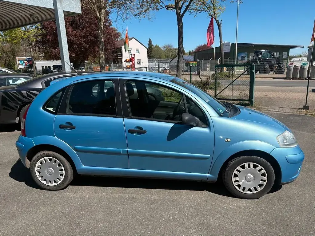 Gebraucht Citroën C3 Comfort 60 PS (44 kW) 2006 Blau Limousine