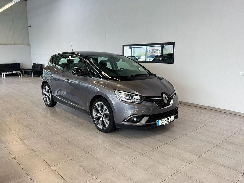 Schwarz Gebraucht 2017 Renault Scénic IV Intens Van / Kleinbus | 10.900 € (Guter Preis) - Bild 1/4