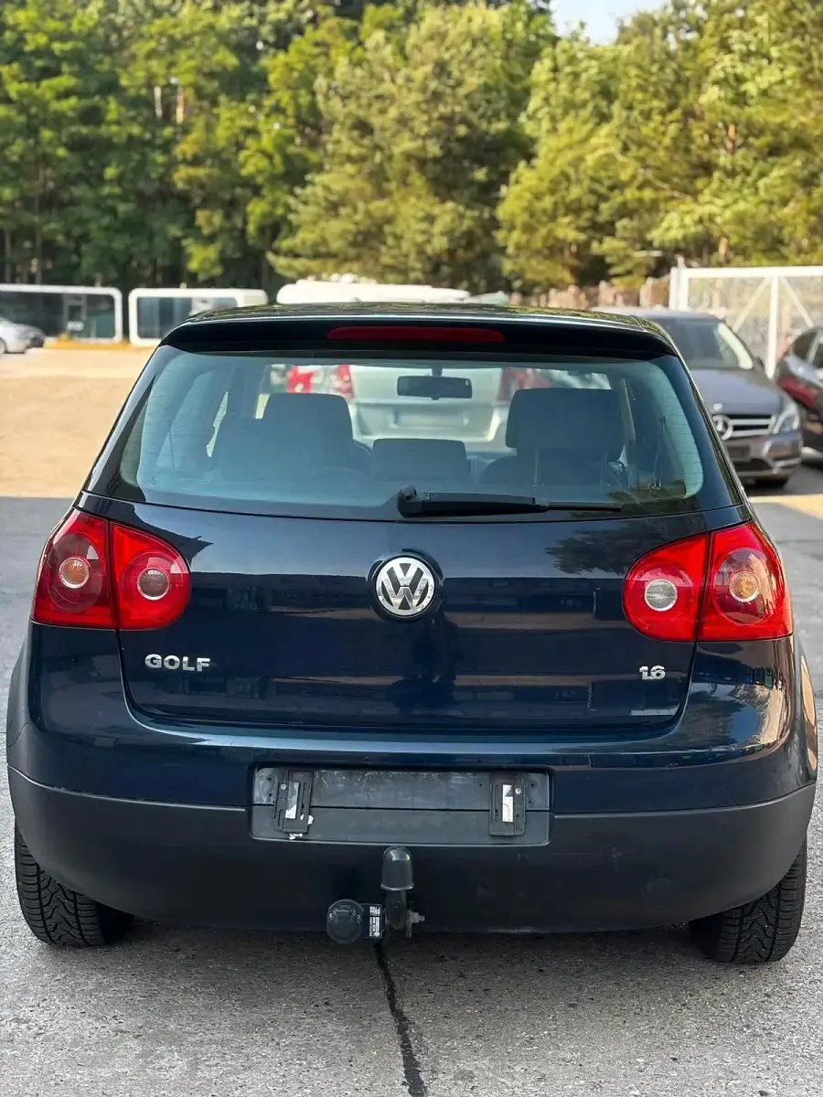 Gebraucht VW Golf VIII 116 PS (85 kW) 2025 Blau Kleinwagen