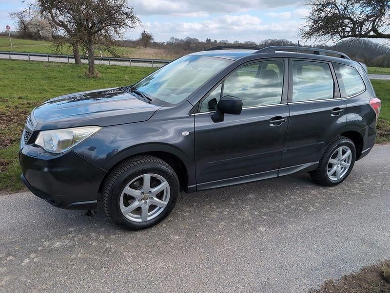 Gebraucht Subaru Forester Active 150 PS (110 kW) 2013 Grau SUV