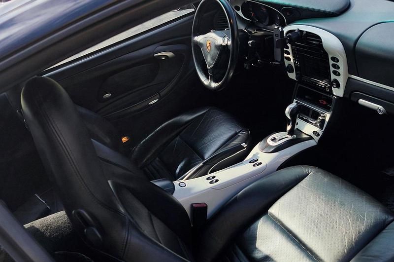 Gebraucht Porsche 911 Carrera 320 PS (235 kW) 2004 Schwarz Coupé