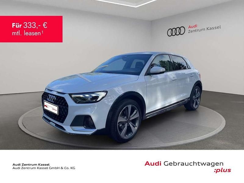 Gletscherweiß metallic Gebraucht 2024 Audi A1 Basis Kleinwagen | 24.890 € (Etwas zu teuer) - Bild 1/3