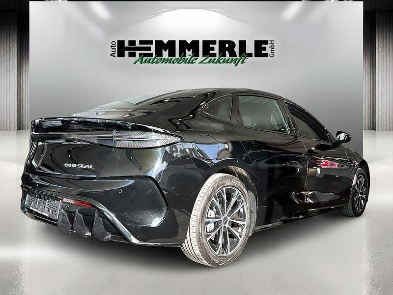 Neu BYD Seal Comfort 169 kW (231 PS) 2026 Schwarz Limousine