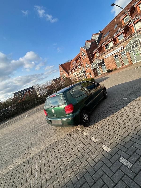 Gebraucht VW Polo 60 PS (44 kW) 2000 Grün Kleinwagen