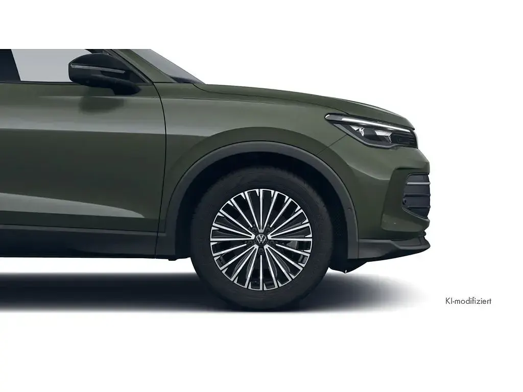 Gebraucht VW Tiguan Goal 150 PS (110 kW) 2025 Cipressinogrün metallic (metallic) SUV
