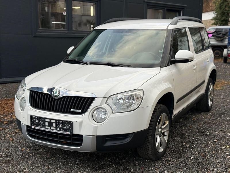 Weiß Gebraucht 2011 Skoda Yeti GreenLine SUV | 3.500 € (Guter Preis) - Bild 1/4