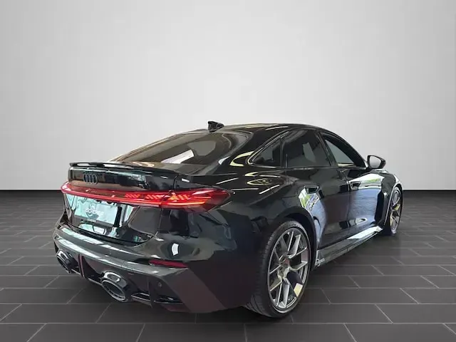 Gebraucht Audi RS5 Exclusive 639 PS (469 kW) 2026 Mythosschwarz metallic Limousine